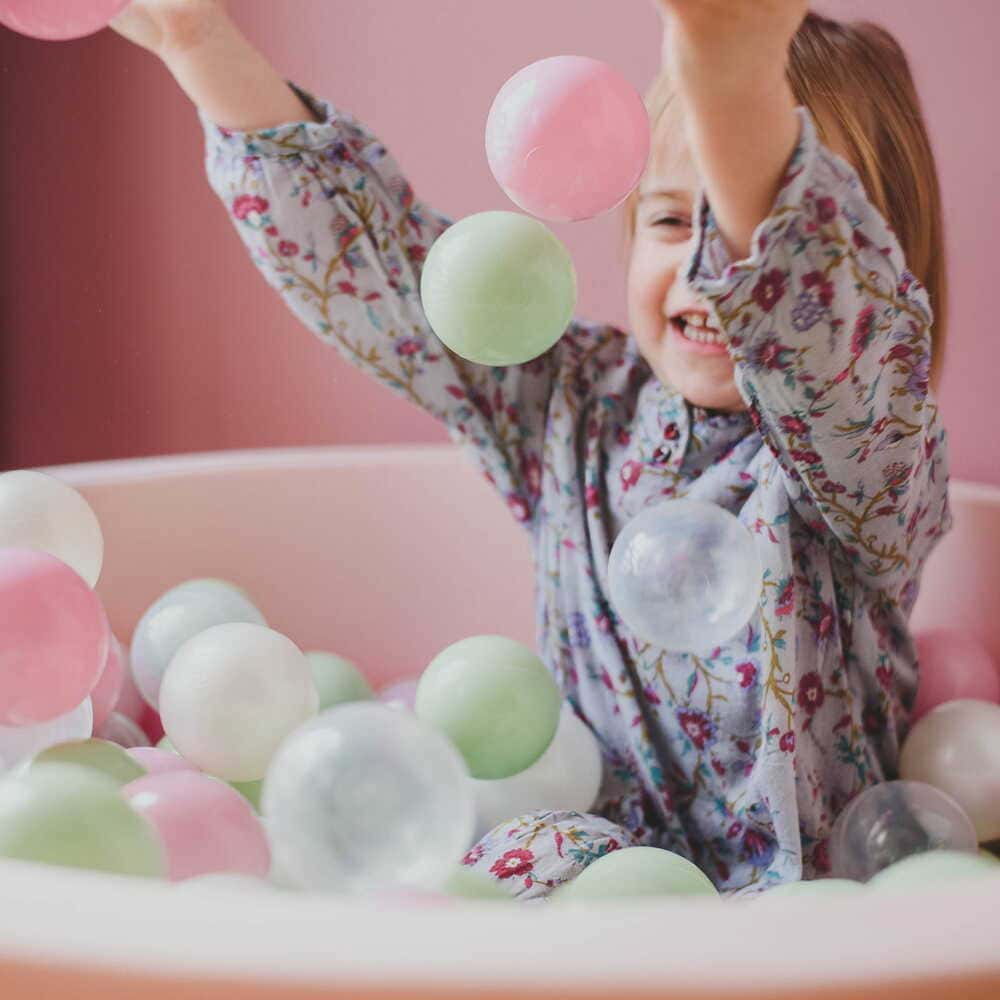 piscine a balle bebe rose ronde